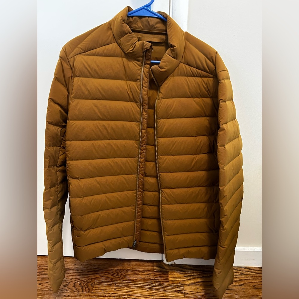 Lululemon Men’s Navigation Stretch Down Jacket